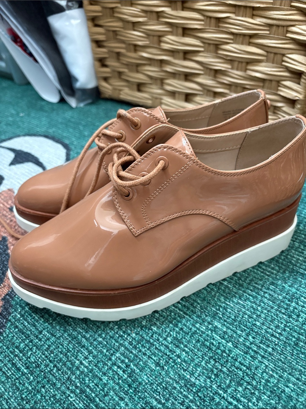 Aldo Nude Patent Platform Lace-Up Oxfords - Picture 3 of 4
